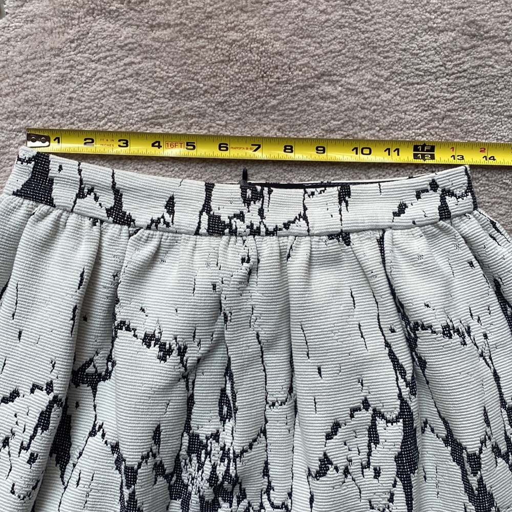 Aqua white & black a-line mini  skirt. - Picture 3 of 9